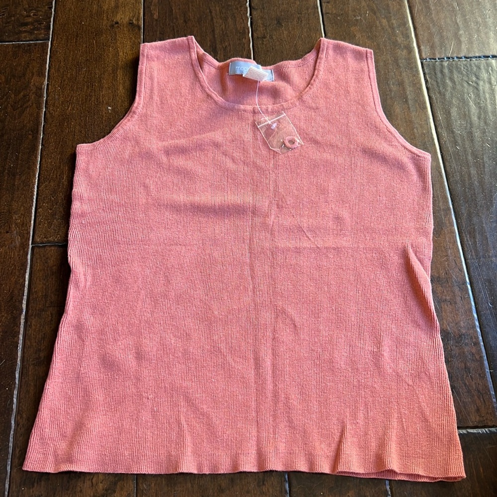 Modern soul sweater. Women’s size small. Peach color.